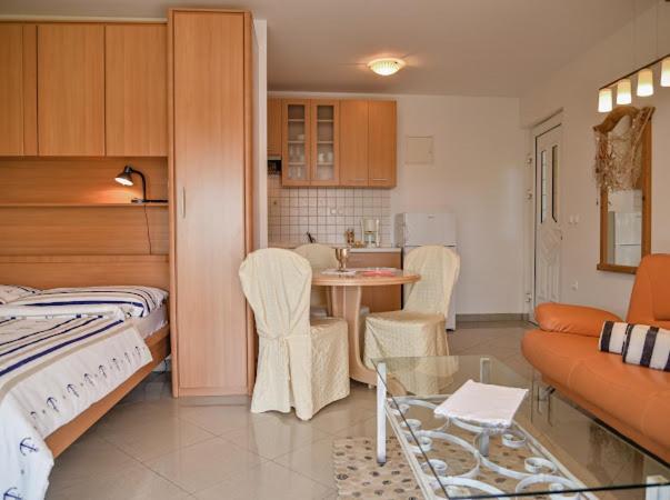 Apartments Villa Slavica Ičići Zewnętrze zdjęcie