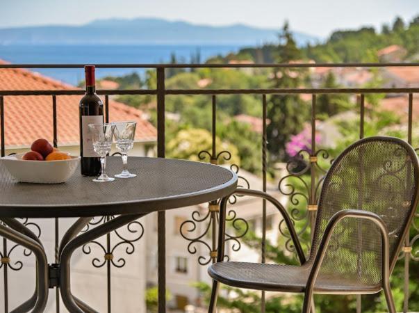 Apartments Villa Slavica Ičići Zewnętrze zdjęcie